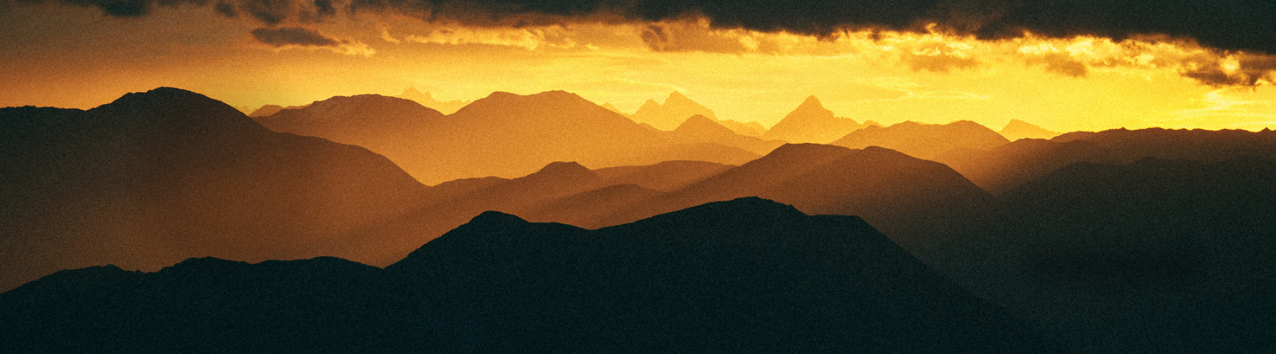 Nová kolekce Montane: technický výkon a udržitelný přístup do hor